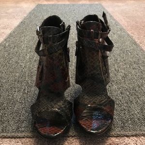 Multicolored snake print booties